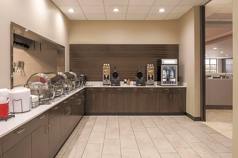La Quinta by Wyndham Joplin
