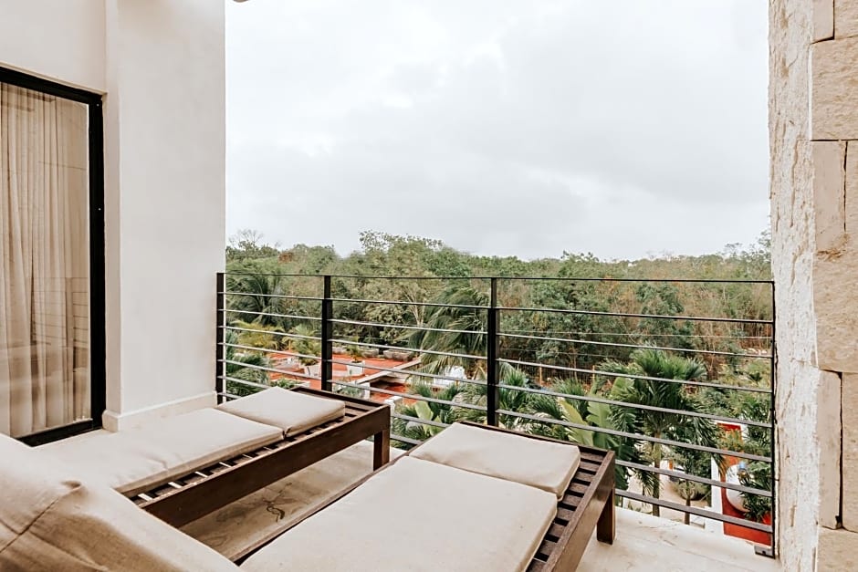 The Strabon Tulum