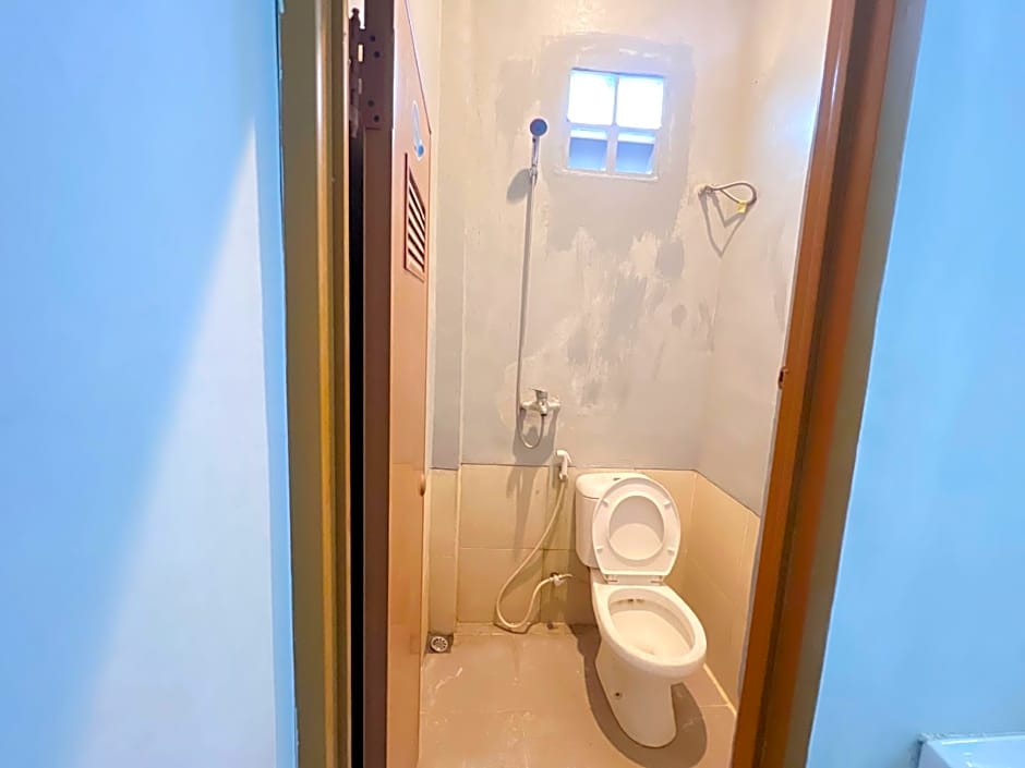 RedDoorz @ Kay Residence Waydadi Lampung