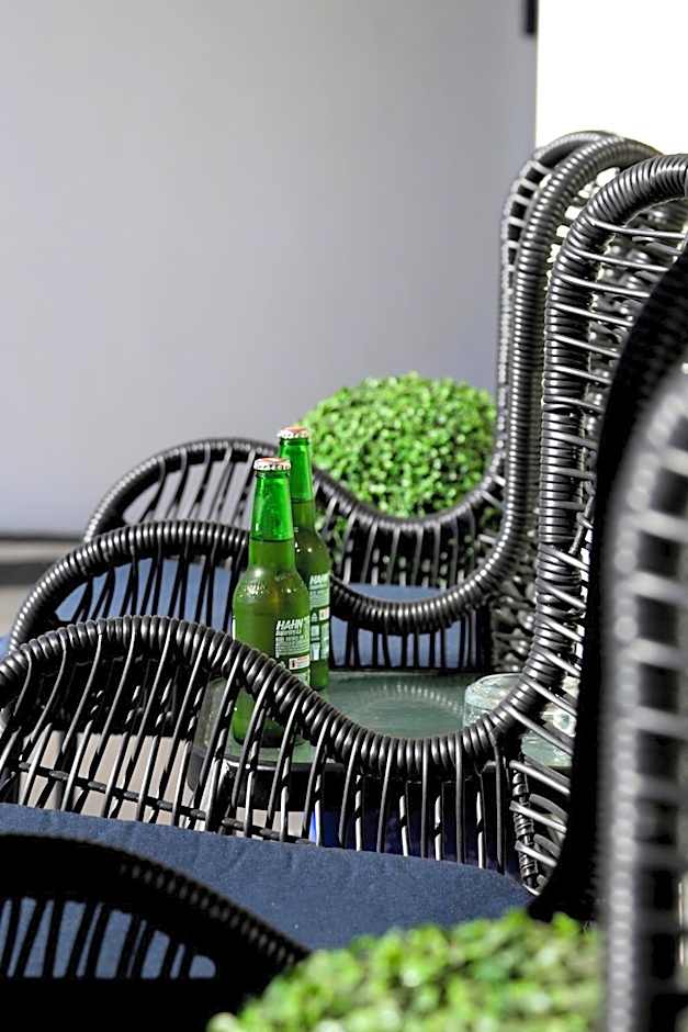 Zorba Waterfront Motel