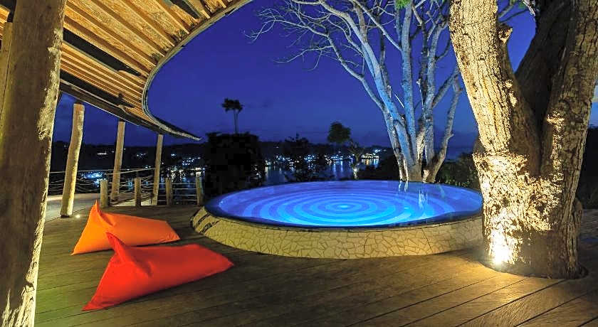 Bong Lux Hostel
