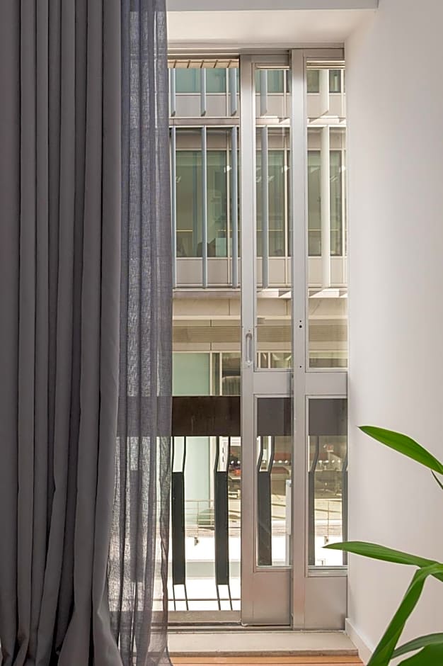 Avenue View Rooms - Guest House