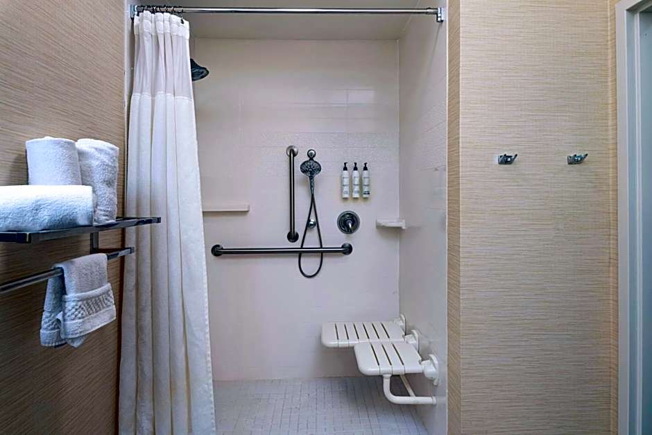 Fairfield Inn & Suites by Marriott Fredericksburg