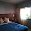 Hotel Tower House Suites