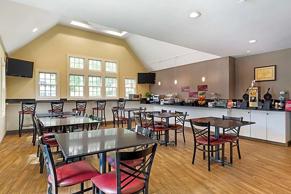 Best Western Plus Cold Spring