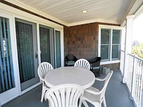 Three-Bedroom Townhouse