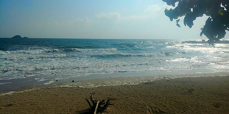 Khao Tao Beach Lodge Old Siam