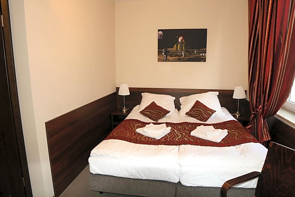 Hotel Kosmonauty Wrocław-Airport