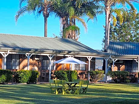 Koorawatha Homestead Motel