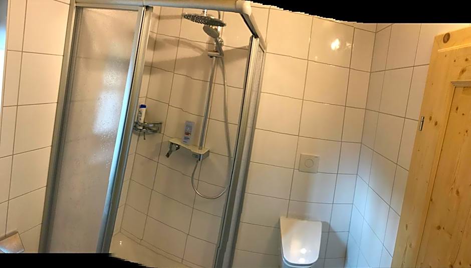 Almhaus & Almchalet Flattnitz