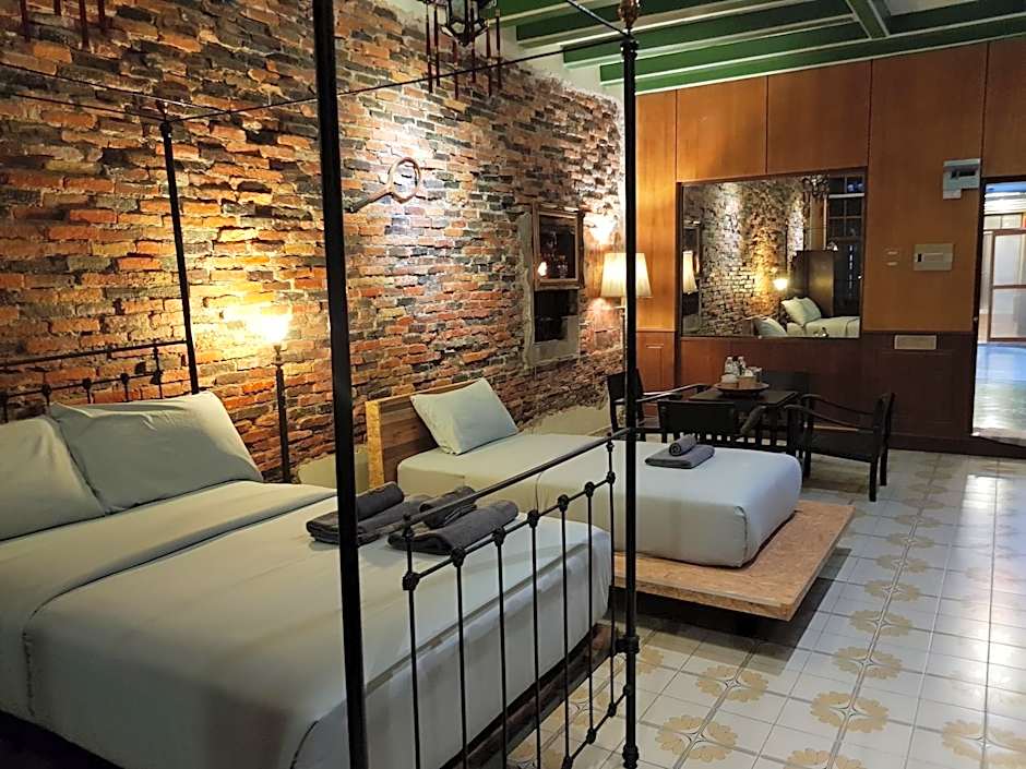 The Roo Classic Hometel