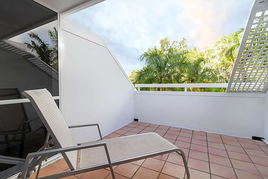 The White House Port Douglas