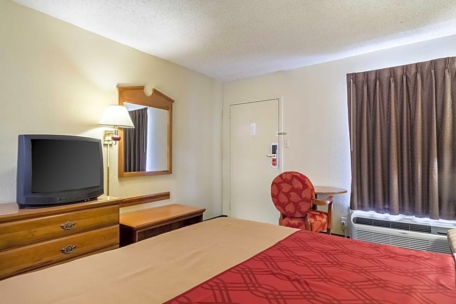 Econo Lodge Fayetteville
