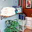 Uptown area, Cozy king Suite, quiet and private, free parking, walk to restaurants
