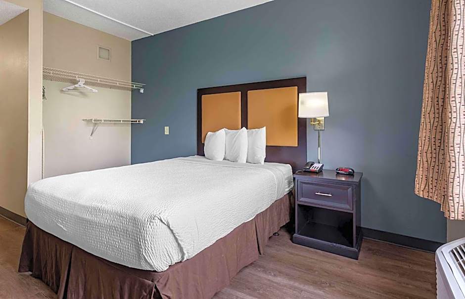 Extended Stay America Suites - Edison - Raritan Center