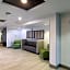 Holiday Inn Express Hotel & Suites Sheldon by IHG