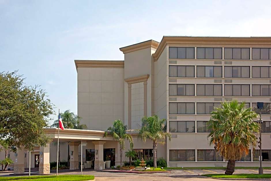 Wyndham Houston Hobby Airport