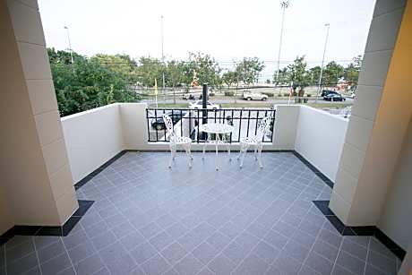 Superior Twin Room with Balcony