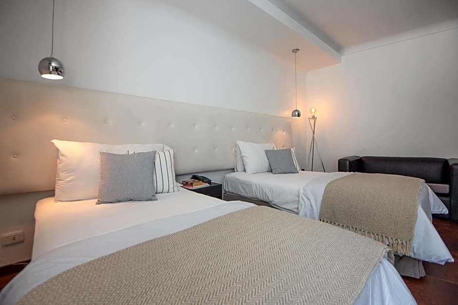 5411 Soho Hotel