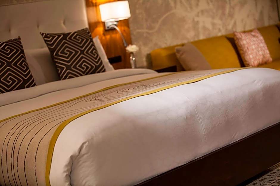 Renaissance by Marriott Baton Rouge Hotel