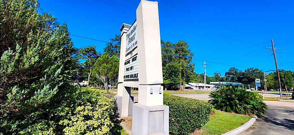 Travelers Rest Motel