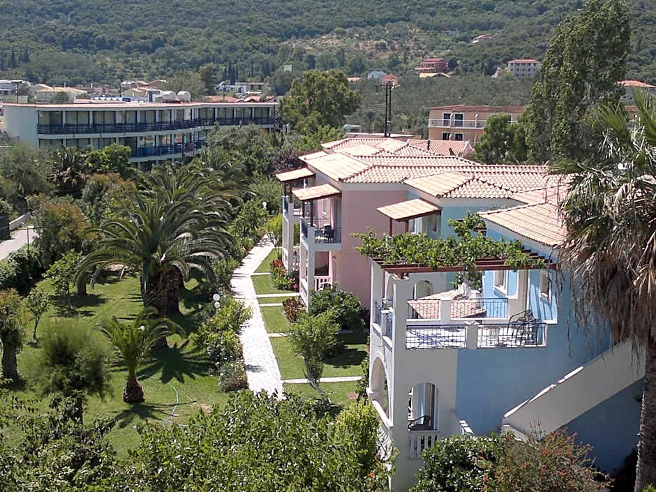 Three Stars Beach Hotel