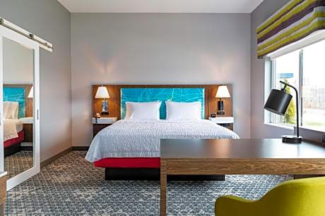 Hampton Inn by Hilton Philadelphia International Airport