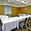 Holiday Inn & Suites Green Bay Stadium by IHG