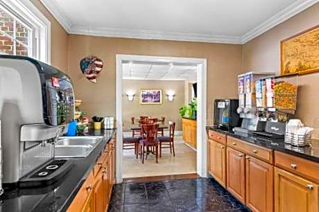 Rodeway Inn Williamsburg Historic Area