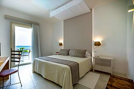 Superior Double or Twin Room with Sea View