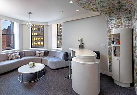 One-Bedroom King Suite Platinum