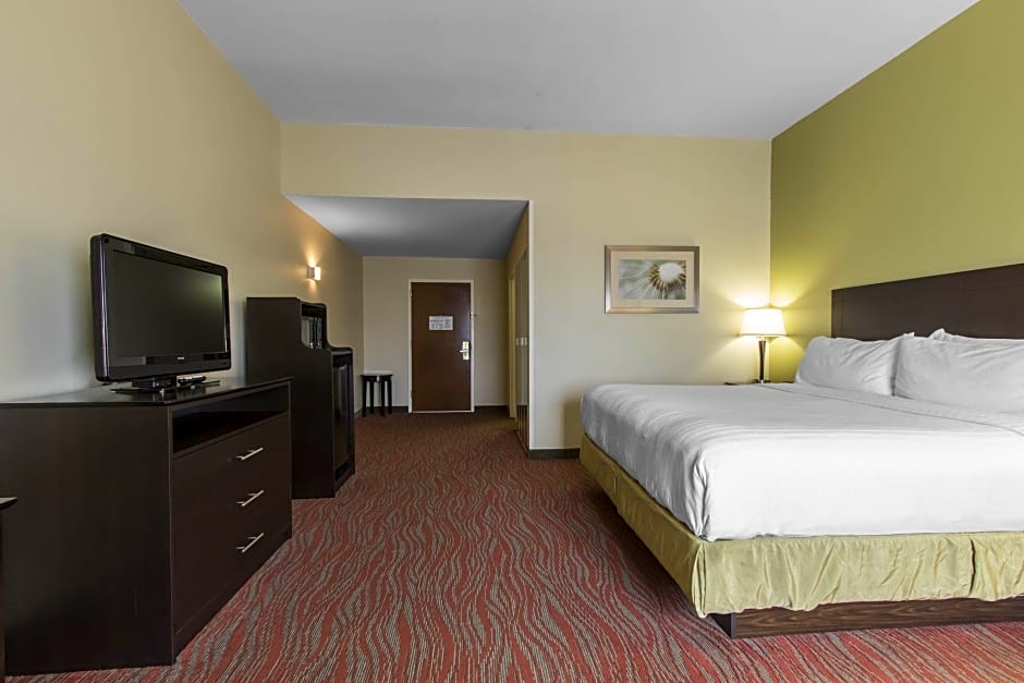 Holiday Inn Express Hotel & Suites Cullman By IHG