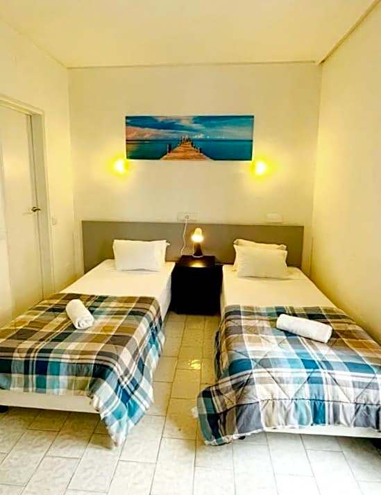 Central Atlantic Beach Guesthouse