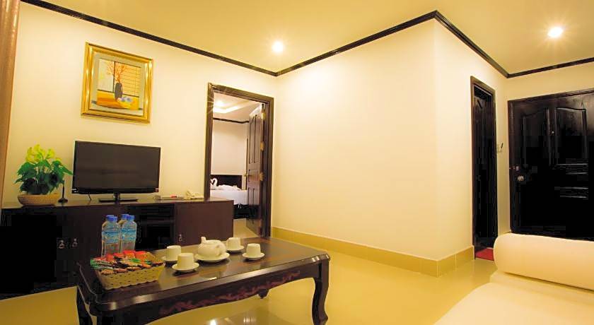 Douangchan Plaza Hotel