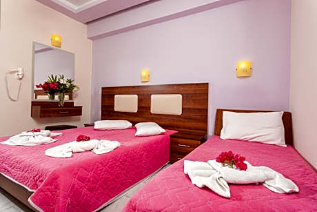 Standard Triple Studio