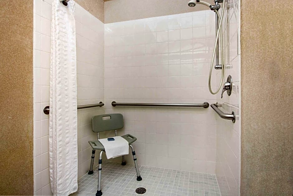 Hawthorn Suites by Wyndham El Paso
