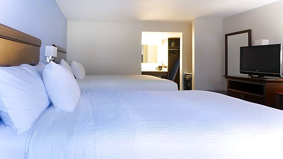 Hotel South Tampa & Suites