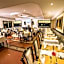 Fariyas Hotel