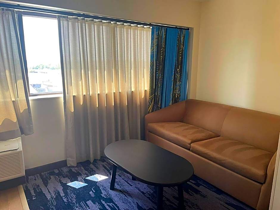 Fairfield by Marriott Inn & Suites Charleston Downtown