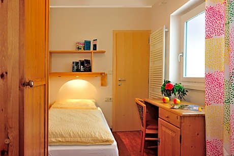 Small Single Room with bathroom