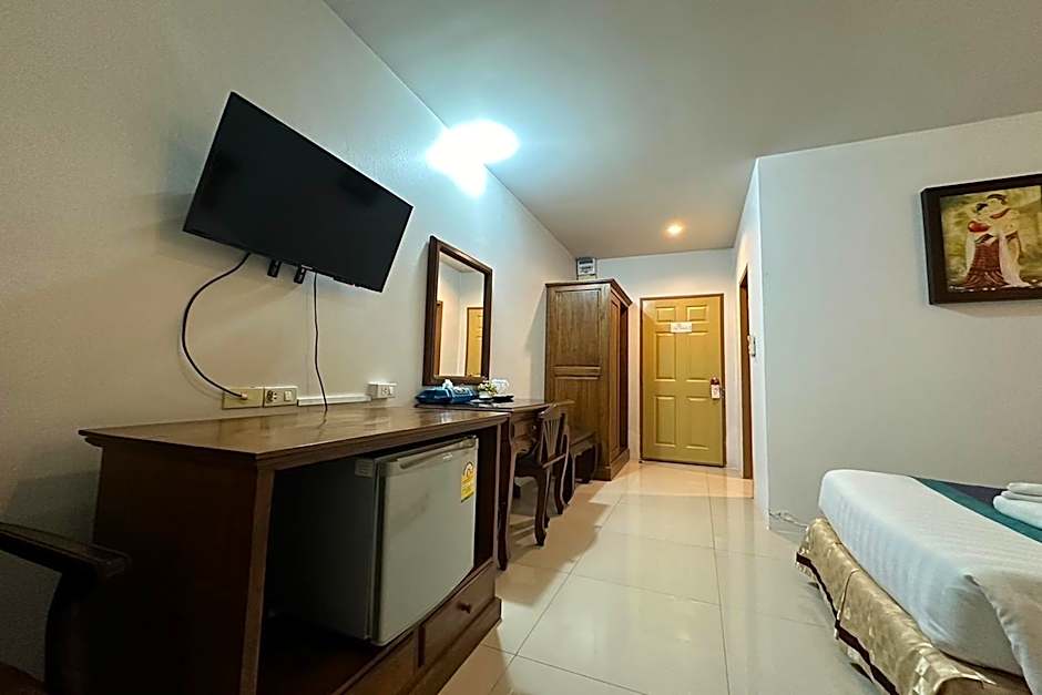 Chiangrai Grand Room Hotel