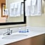 Fairfield Inn & Suites by Marriott Charlotte Arrowood