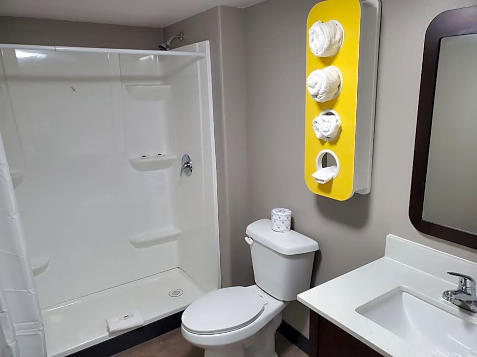 Motel 6-Show Low, AZ