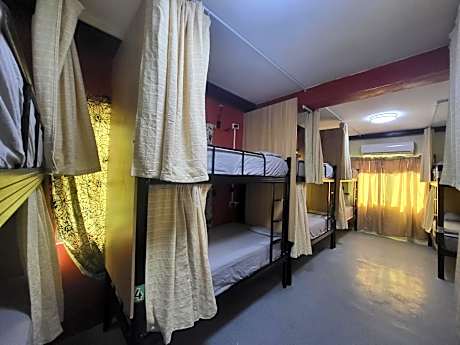 CO ED Dorm UPPER BUNKS