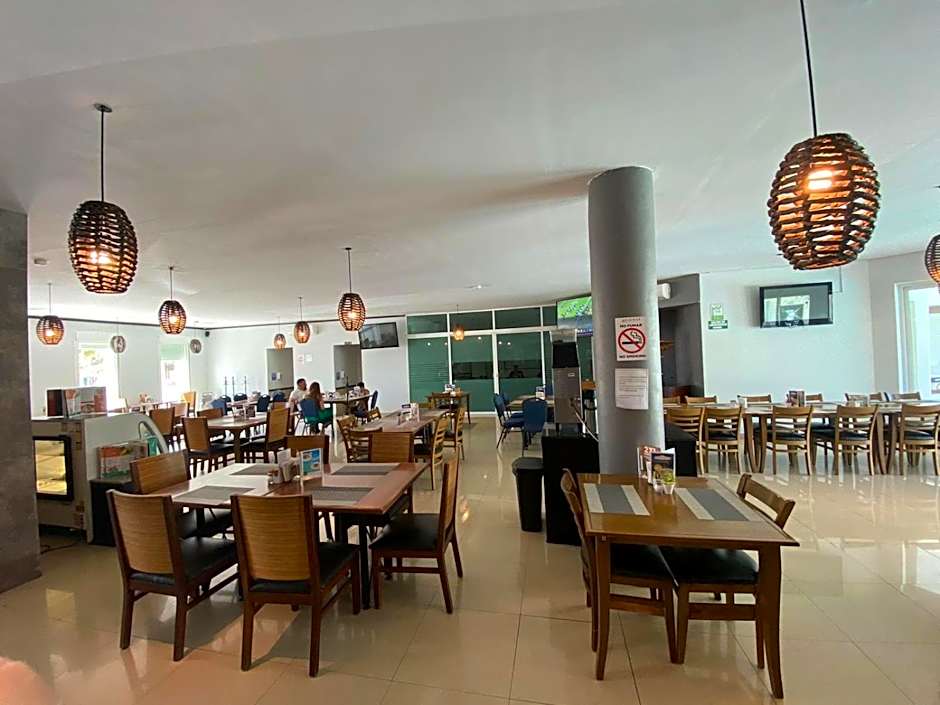 Hotel Maioris La Paz