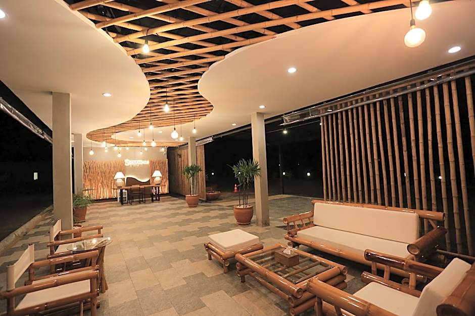 Curve360 Hotel Khao Yai