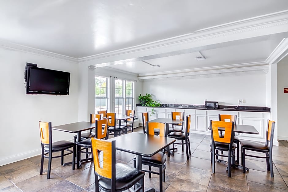 OYO Hotel Baton Rouge East I-12 Louisiana