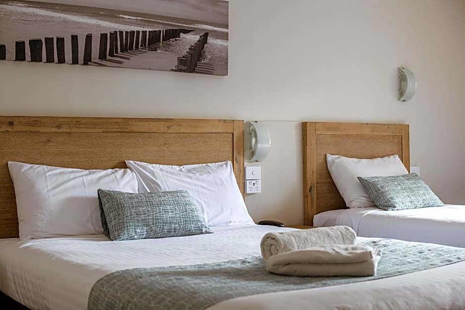 Hospitality Inn Esperance SureStay Collection by Best Western