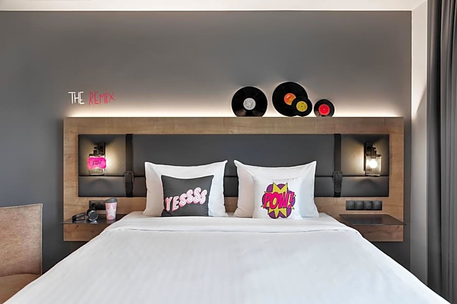 Moxy Bucharest Old Town