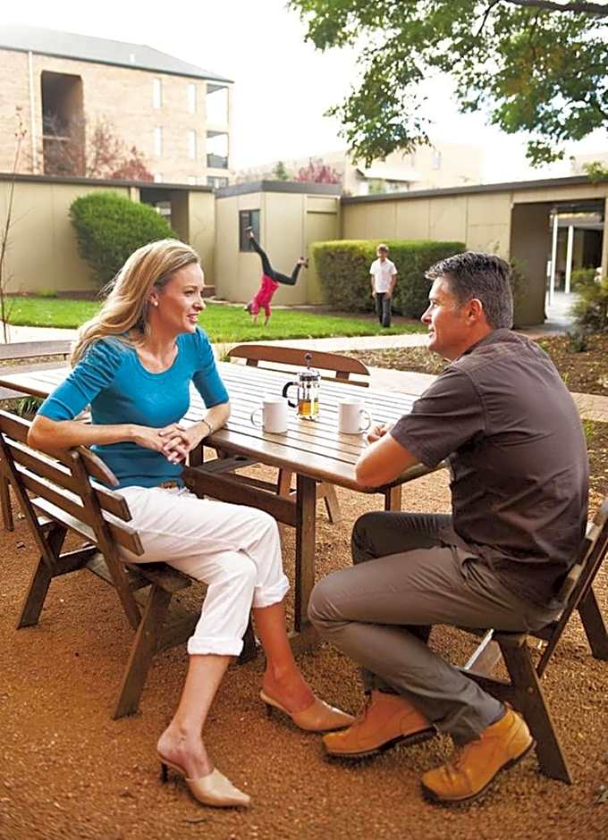 Oxley Court Serviced Apartments